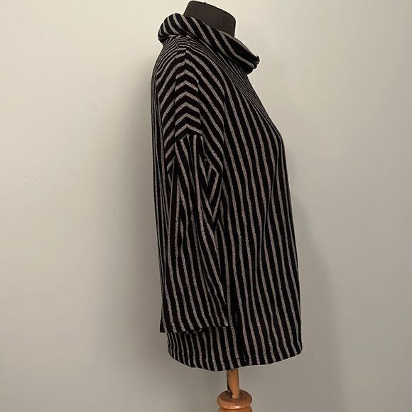 W5 Lightweight Striped Cowl Sweater - Picture 2 of 6